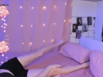 webcam girl alliesmiths live cam image #2555149