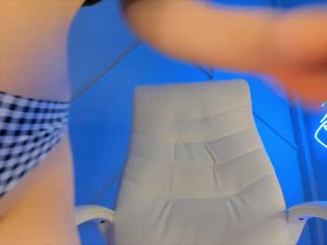 webcam girl kisimoto_key live cam image #2115222