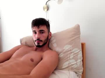 webcam man hola_hola_555 live cam image #58354