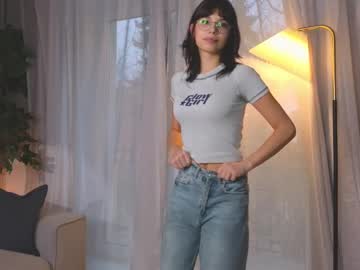webcam girl guinevereatcher live cam image #7053252