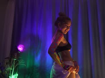 webcam girl little_animal live cam image #5659705