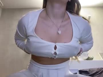 webcam girl gucci_rich live cam image #3898978