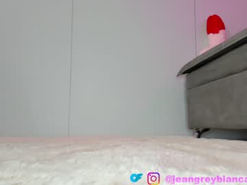 webcam girl jeangreybianca live cam image #4413530
