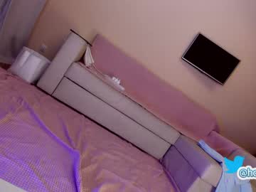 webcam girl hollyextra live cam image #2951612