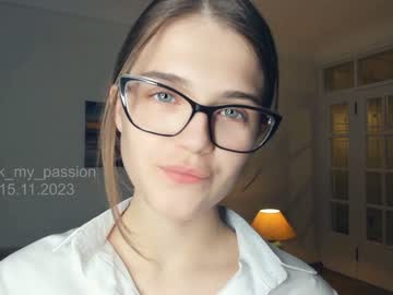 webcam girl look_my_passion live cam image #5745674