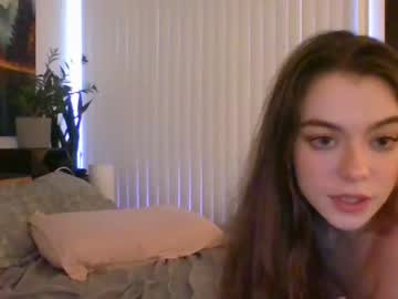 webcam girl rosegold18 live cam image #3531931