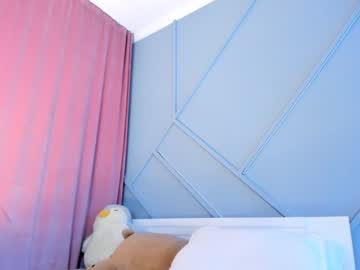 webcam girl kisimoto_key live cam image #2978461