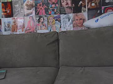 webcam girl flirtandpurr live cam image #7111383