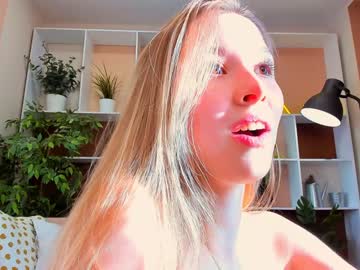 webcam girl milablush live cam image #5205175