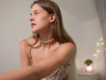 webcam girl eli_sun live cam image #6580786