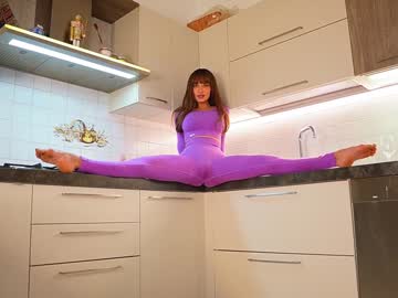 webcam girl therealbonnieclydex live cam image #3596423