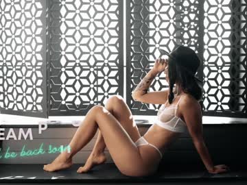 webcam girl julymoore_ live cam image #479902