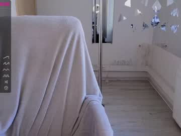 webcam girl lily_ewing live cam image #4253818