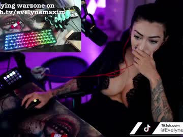 webcam girl evelyne92 live cam image #2809165
