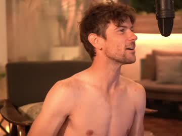 webcam man charlieonline live cam image #212503