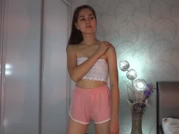 webcam girl little_animal live cam image #5572469