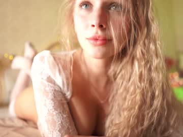 webcam girl annrainbow live cam image #2920011