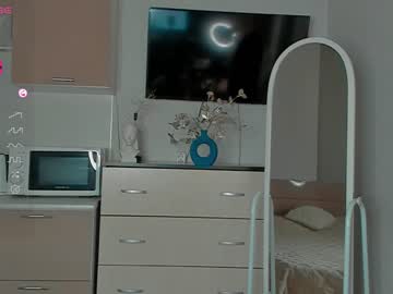 webcam girl mariemelons live cam image #6047719