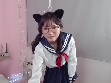 webcam girl little_effy18 live cam image #1346285