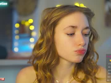 webcam girl _taylor_swift live cam image #3550007