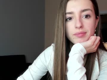 webcam girl coy_amina_ live cam image #3574975