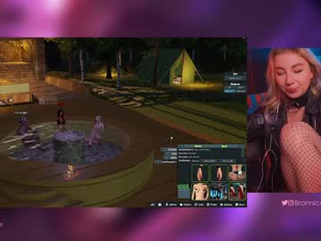 webcam girl bronnica live cam image #4983007