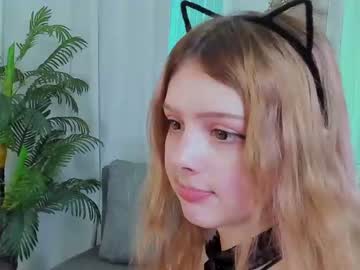 webcam girl little_anitta live cam image #5949223