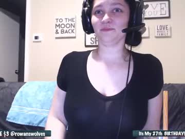 webcam girl rowanswolves live cam image #671488