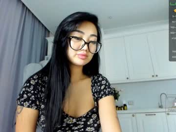 webcam girl miyong_7 live cam image #3449463