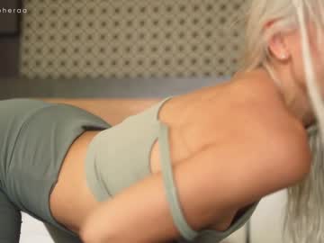 webcam girl artmosphera live cam image #3749046