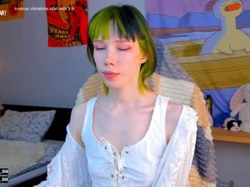 webcam girl littlething88 live cam image #1693422