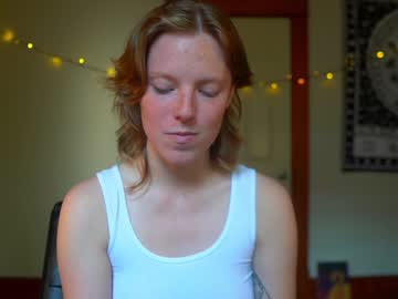 webcam girl crimsonxrapture live cam image #1811034