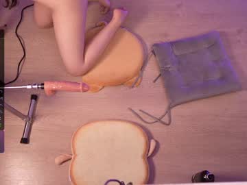 webcam girl lau__1 live cam image #6224846