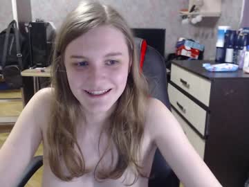 webcam girl tomato_tease live cam image #2220921