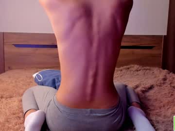 webcam girl amandamedrano live cam image #3290666