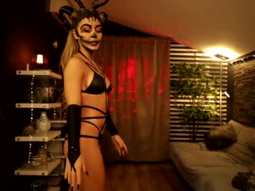 webcam girl fantasystudiox live cam image #3046649