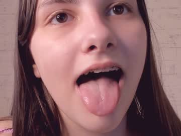 webcam girl iliziamain live cam image #1651756