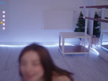 webcam girl floret_joy live cam image #5895650