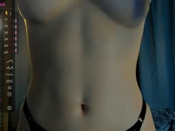 webcam girl sarahcarrter live cam image #6643971