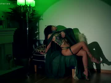 webcam girl artmosphera live cam image #5624699