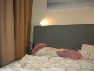 webcam tranny touch_me_if_you_can live cam image #2063036