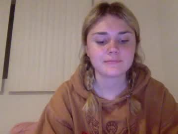 webcam girl cassidyyqueen live cam image #4408728
