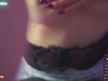 webcam girl _taylor_swift live cam image #3728681