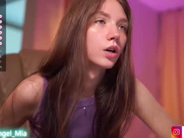 webcam girl angels_kiss live cam image #5161007