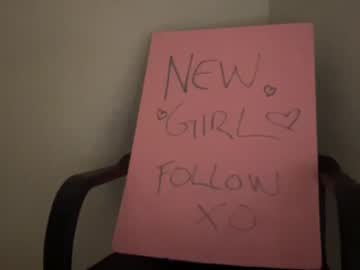 webcam girl lolaannie live cam image #2948021