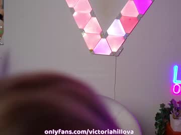 webcam girl victoriahillova live cam image #6041157