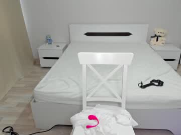 webcam girl yana_squrel_22 live cam image #1649116