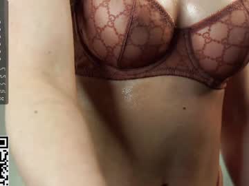 webcam girl a_whole_eternity live cam image #6581793