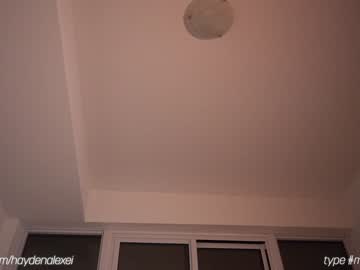 webcam man haydenalexei live cam image #880076