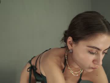webcam girl tessarosse_ live cam image #4981530